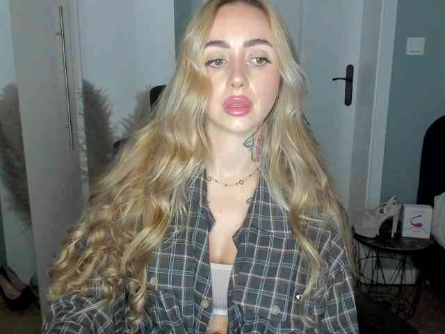 SEXYcoralie
