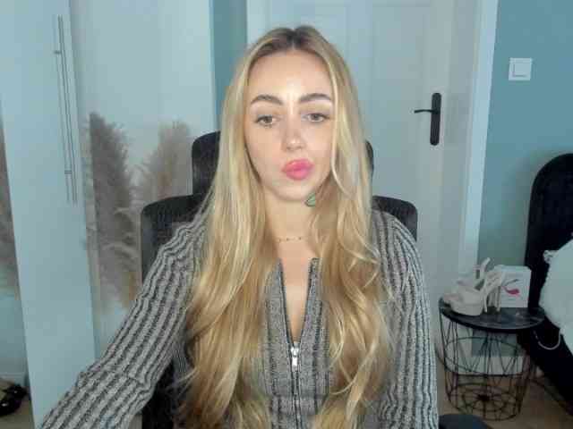 SEXYcoralie
