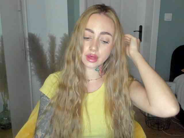 SEXYcoralie