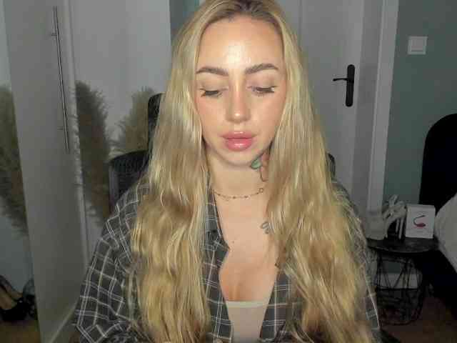 SEXYcoralie