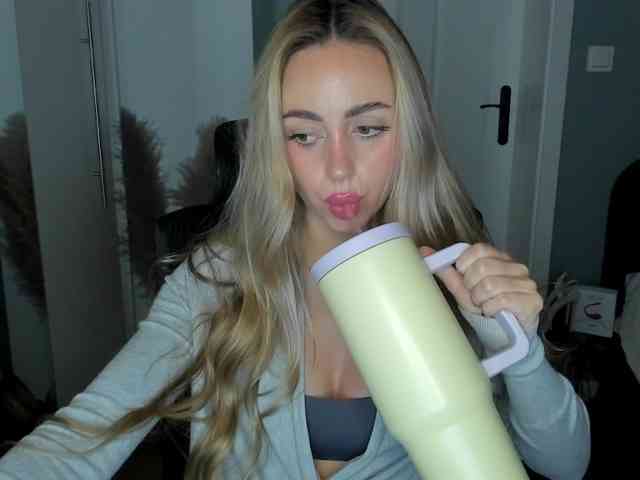 SEXYcoralie