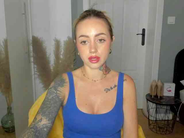 SEXYcoralie