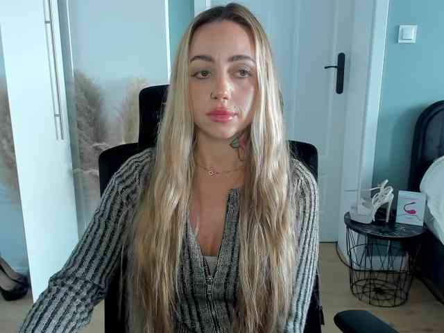 SEXYcoralie