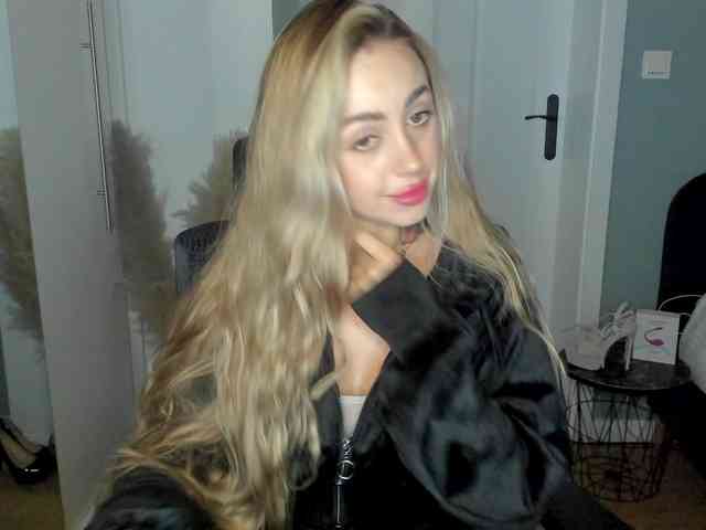 SEXYcoralie