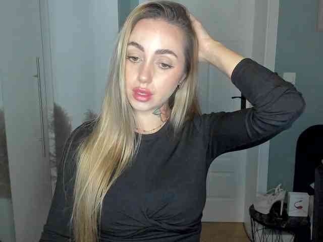 SEXYcoralie