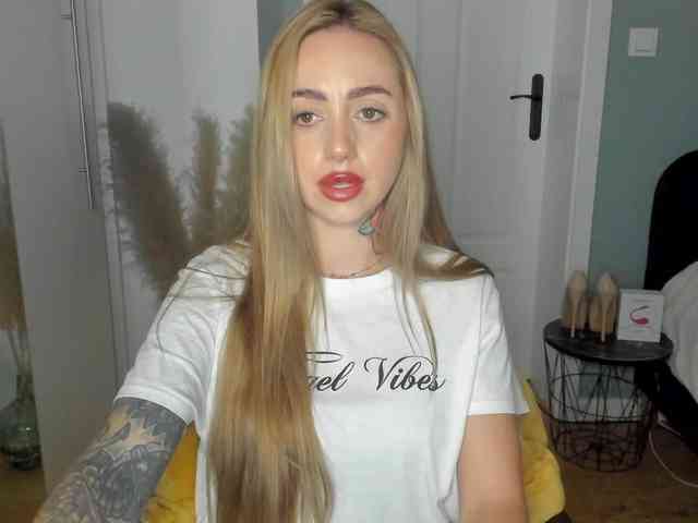 SEXYcoralie