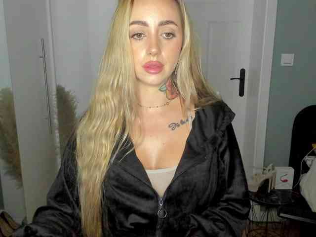 SEXYcoralie