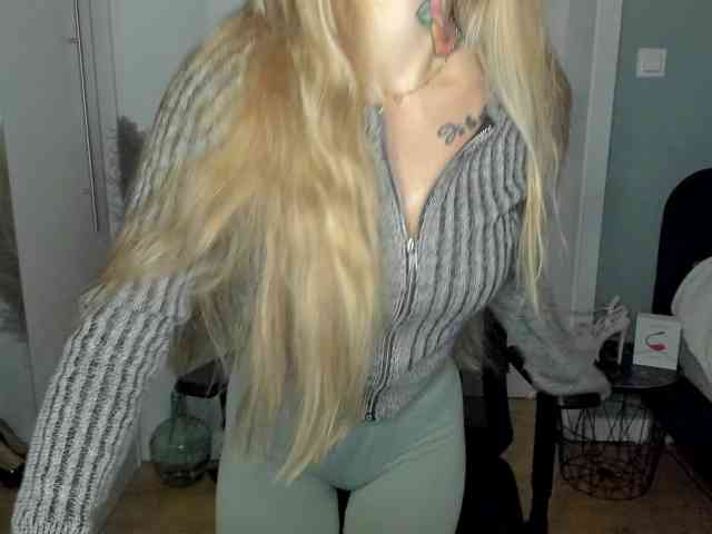 SEXYcoralie