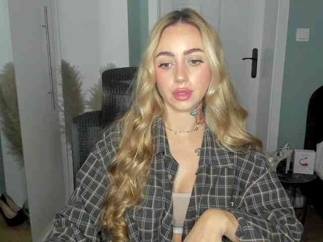 SEXYcoralie
