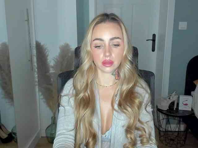 SEXYcoralie