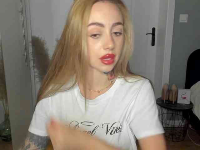 SEXYcoralie