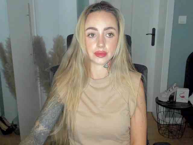 SEXYcoralie