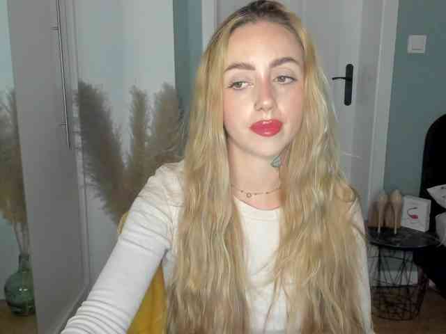 SEXYcoralie