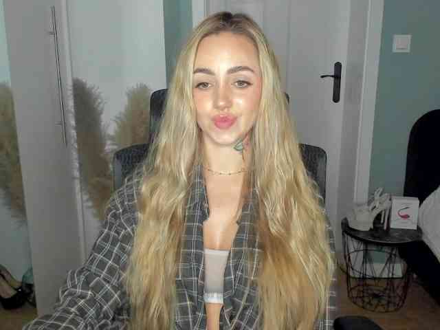 SEXYcoralie