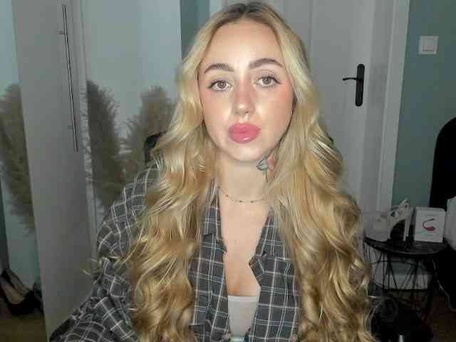SEXYcoralie