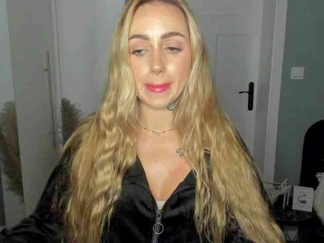 SEXYcoralie