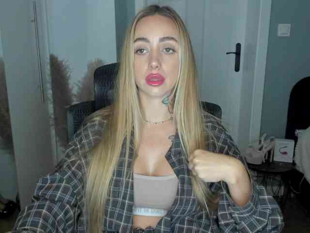 SEXYcoralie