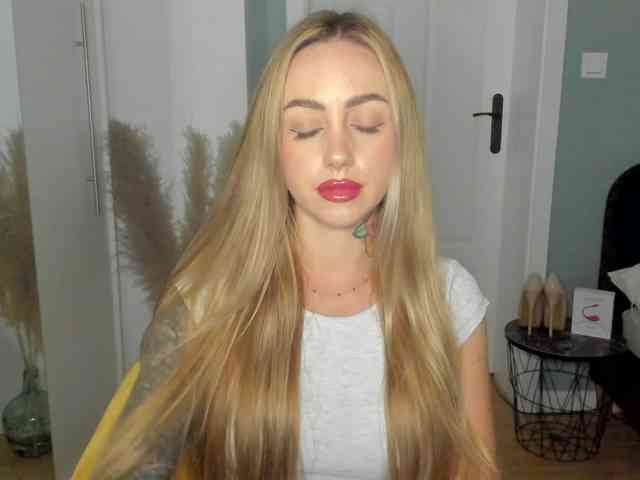 SEXYcoralie