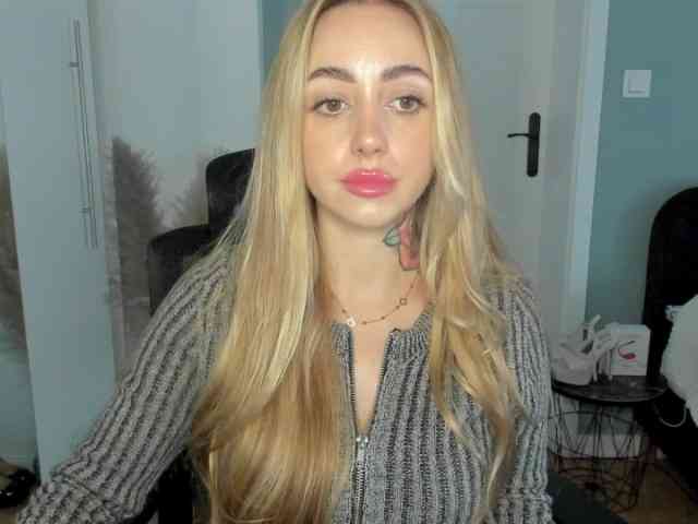 SEXYcoralie