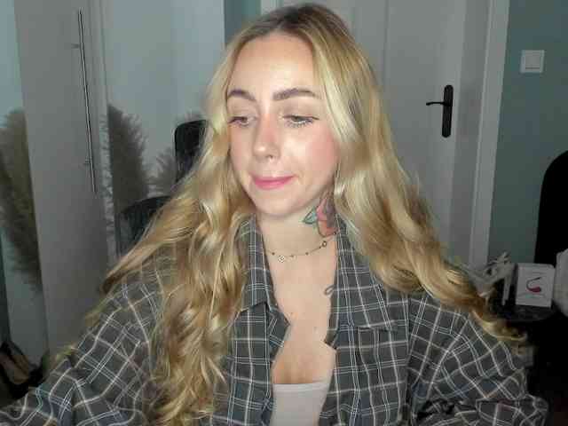 SEXYcoralie
