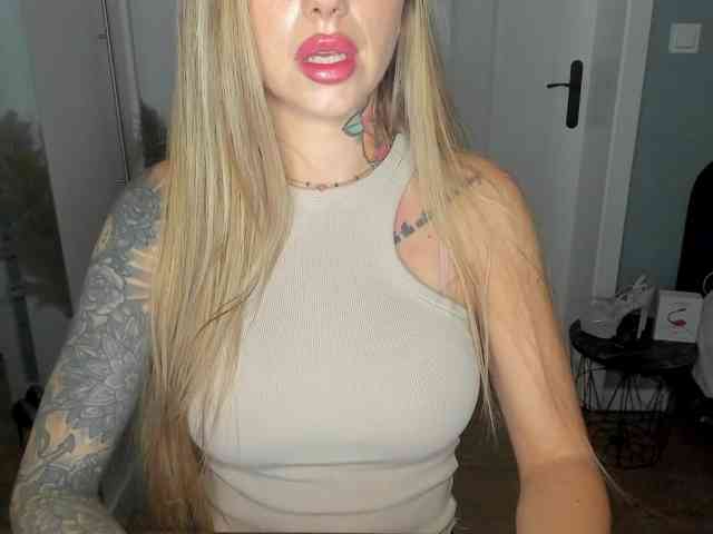 SEXYcoralie