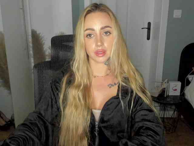 SEXYcoralie