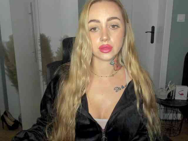SEXYcoralie