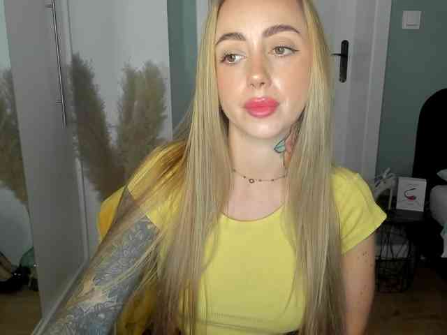 SEXYcoralie