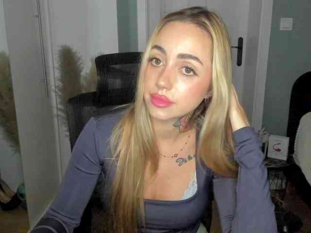 SEXYcoralie