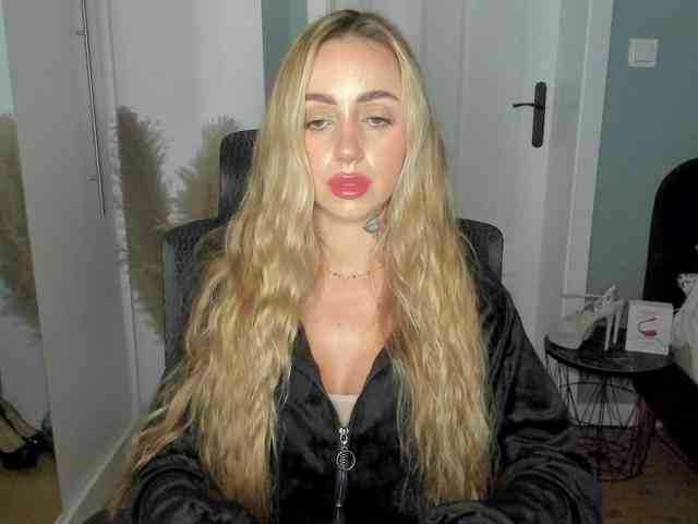 SEXYcoralie