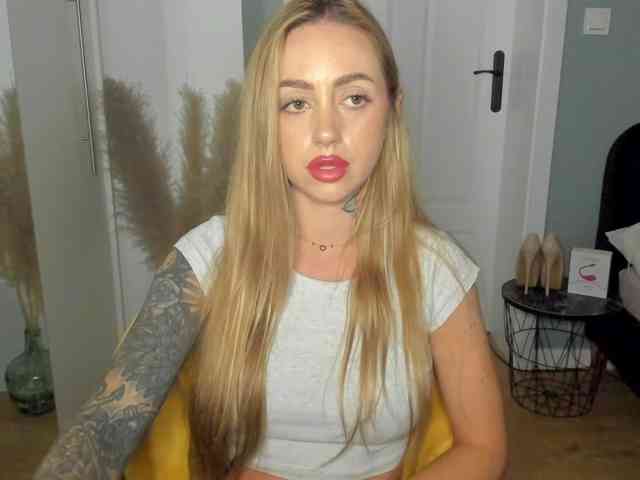 SEXYcoralie