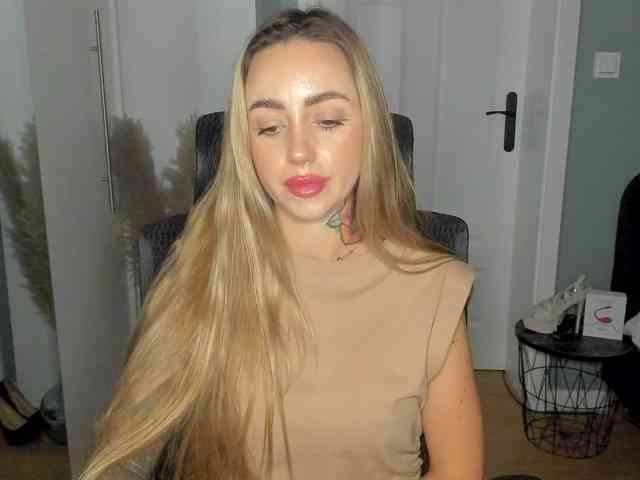 SEXYcoralie