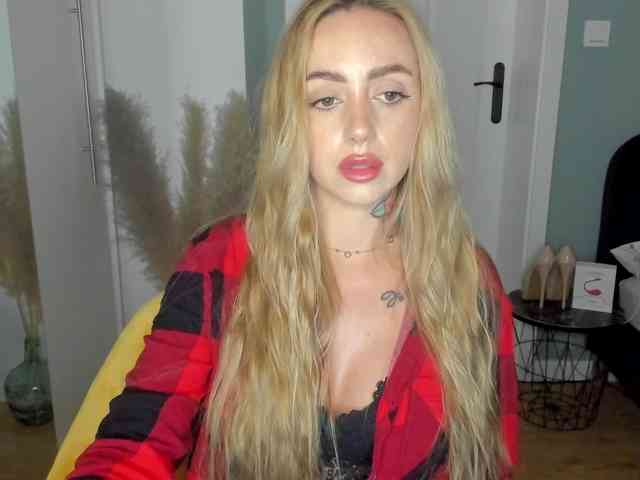 SEXYcoralie