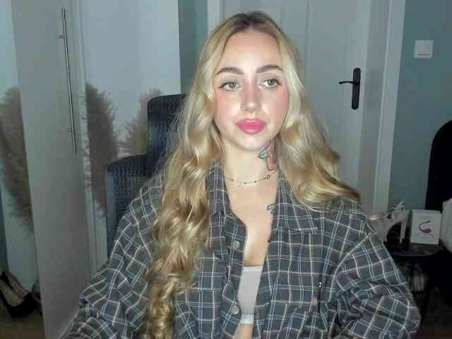 SEXYcoralie