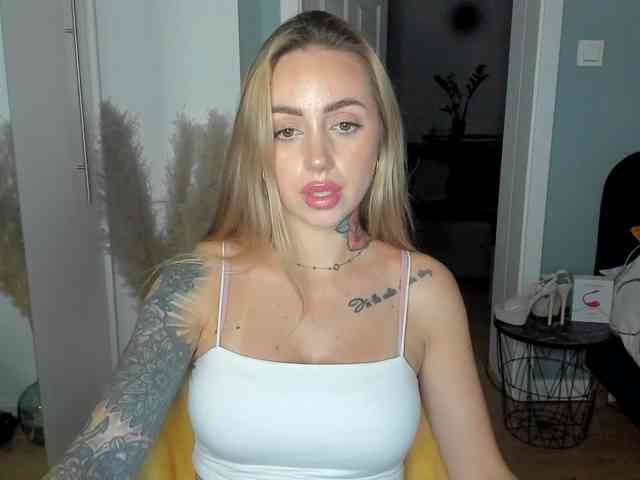 SEXYcoralie