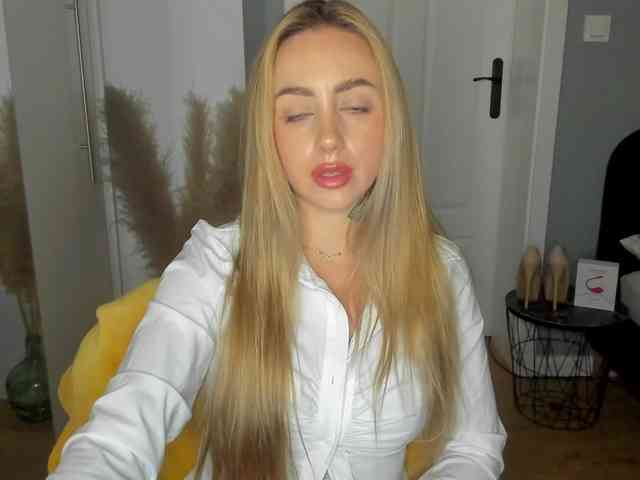SEXYcoralie