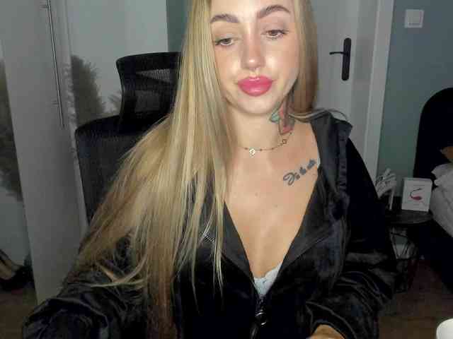 SEXYcoralie