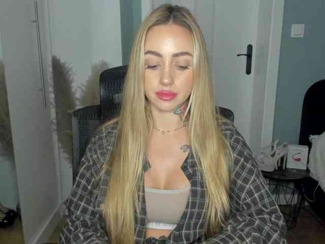 SEXYcoralie