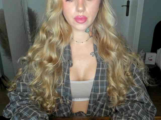 SEXYcoralie