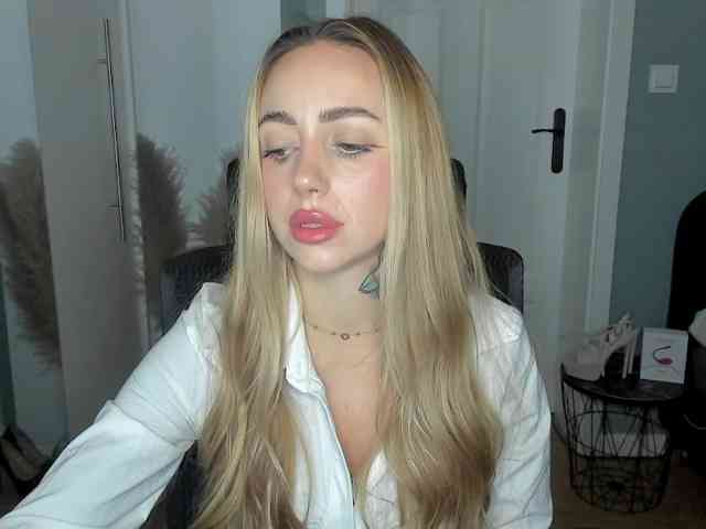 SEXYcoralie