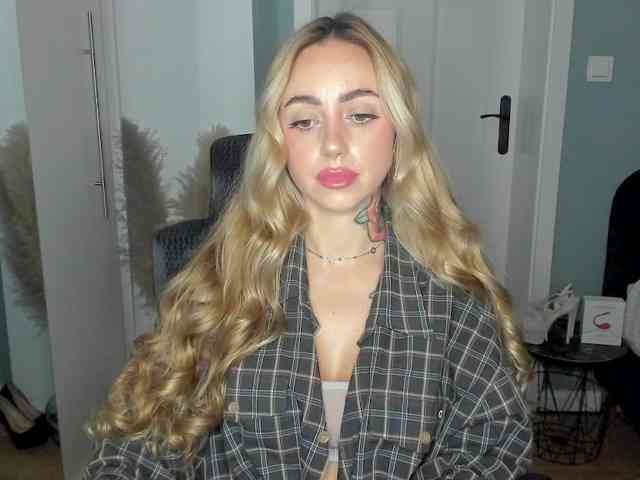 SEXYcoralie