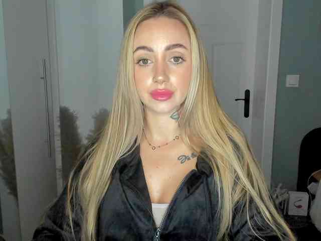 SEXYcoralie