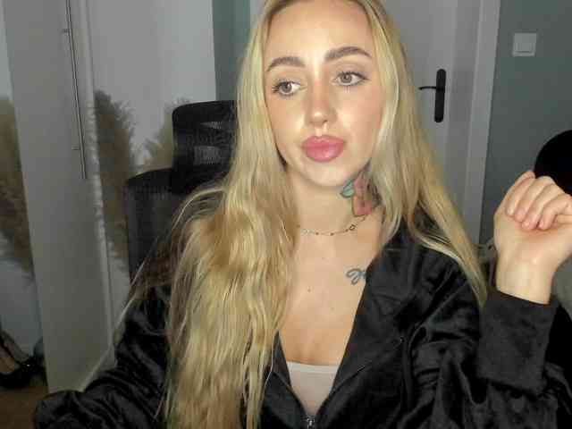 SEXYcoralie