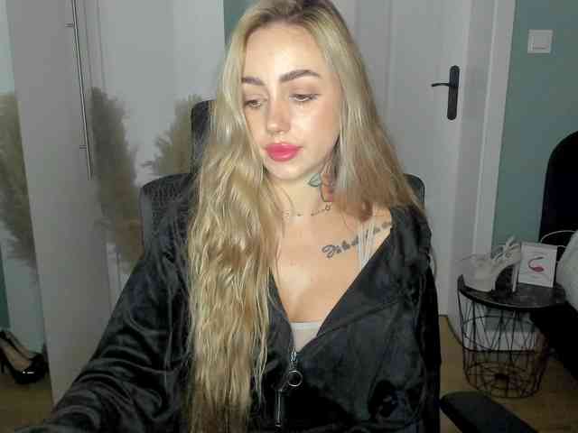 SEXYcoralie