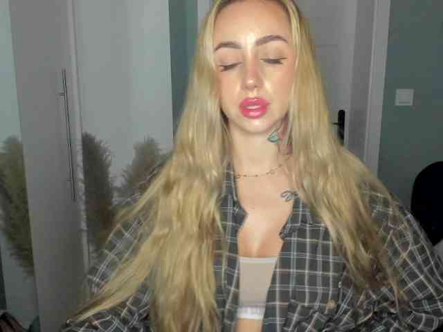 SEXYcoralie