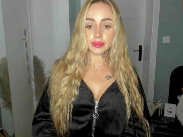 SEXYcoralie