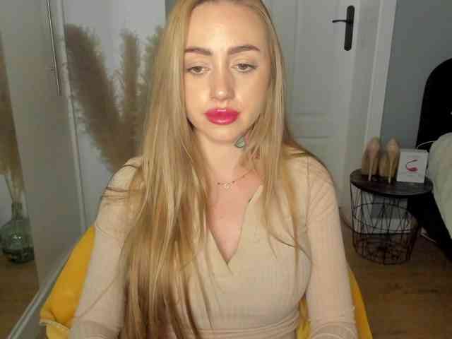 SEXYcoralie