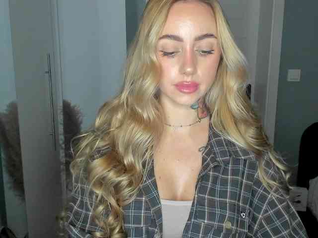 SEXYcoralie