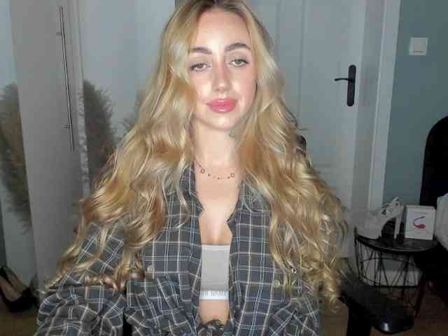 SEXYcoralie