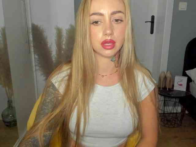 SEXYcoralie